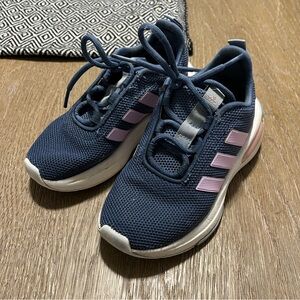 Kids’ Adidas Racer TR23 size 11K